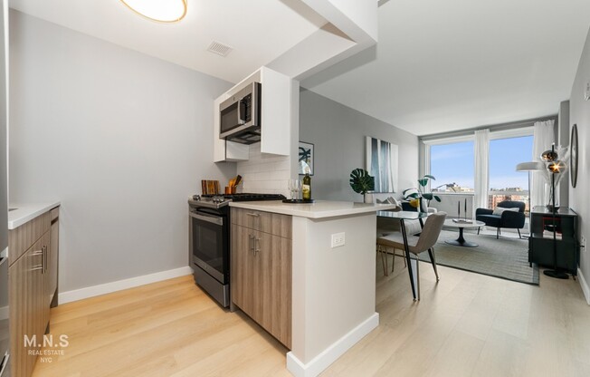 1 bed, 1 bath, $2,875, Unit 1221