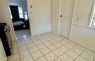 2 beds, 1 bath, $2,850