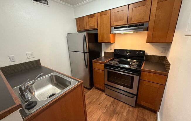 Studio, 1 bath, 400 sqft, $1,100, Unit 24F-104