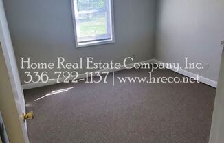 2 beds, 1 bath, $695, Unit 607-A