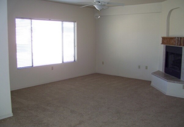 2 beds, 2 baths, 1,253 sqft, $1,840, Unit 802