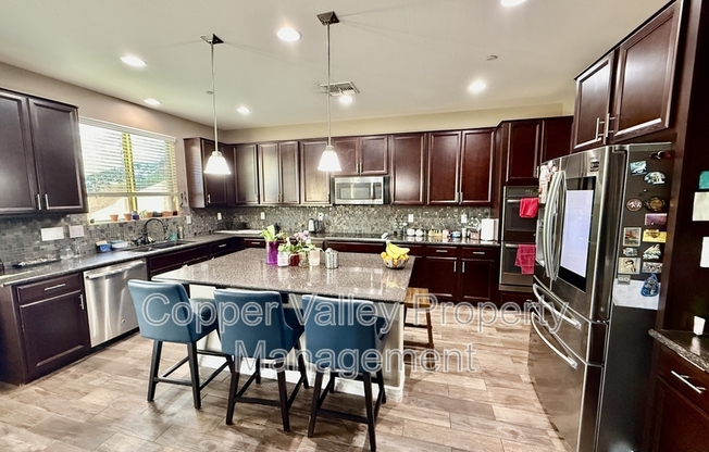 7957 W QUAIL TRAK DR
