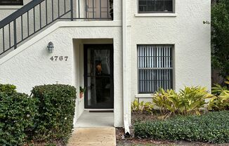 Fully Furnished 2 Bed 2 Bath Condo In The Meadows!!!