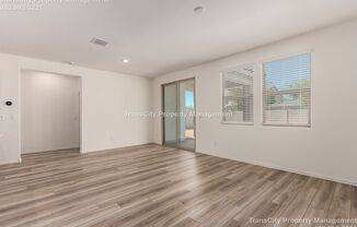 3 beds, 2 baths, $1,636