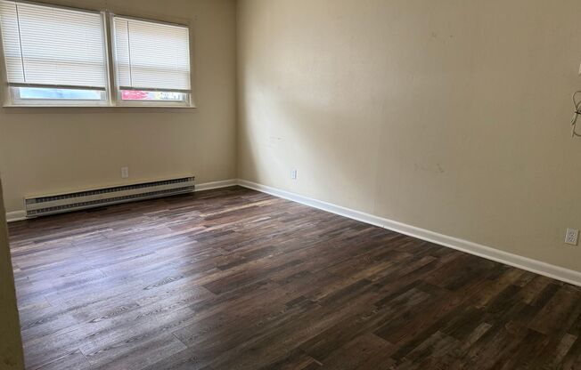 1 bed, 1 bath, 550 sqft, $675, Unit Apt 05