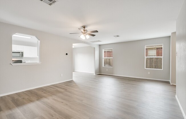 202 WOODLEY RD