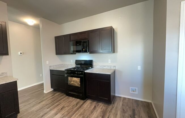 3 beds, 2 baths, $1,445