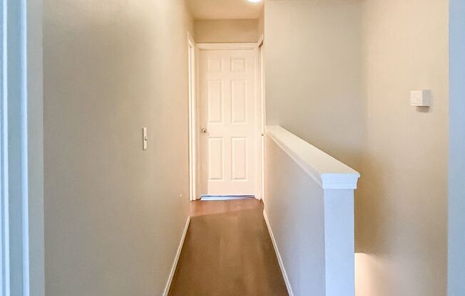 3 beds, 2 baths, $2,800, Unit Unit 320