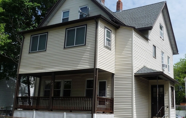 90 NICHOLS ST