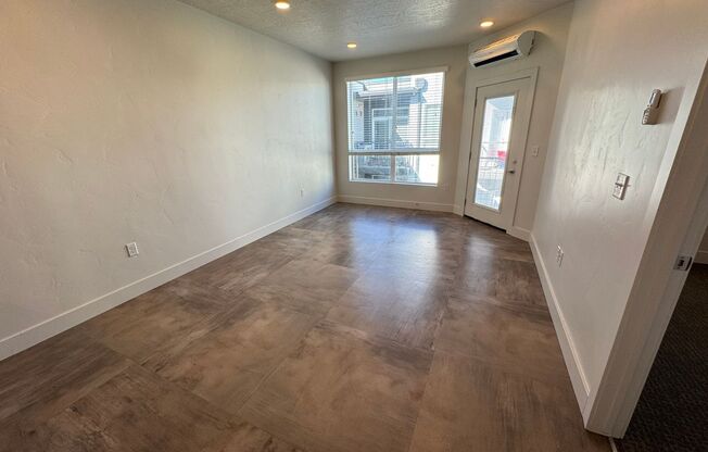1 bed, 1 bath, $1,099, Unit Unit 315