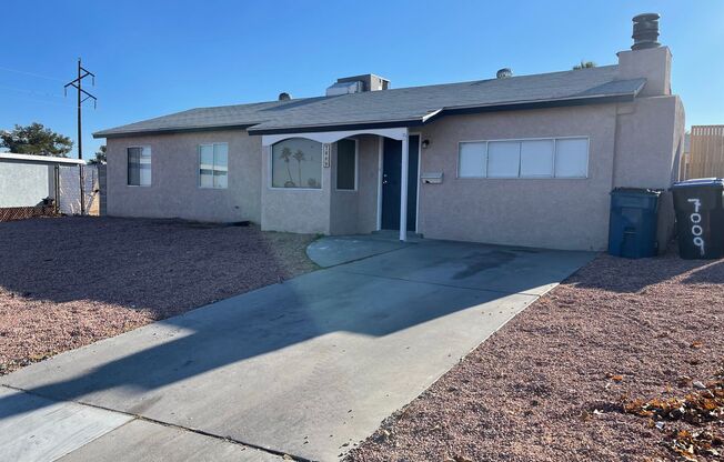 COME SEE THIS LOVELY HOME 3 BEDROOMS AND 2 BATH !