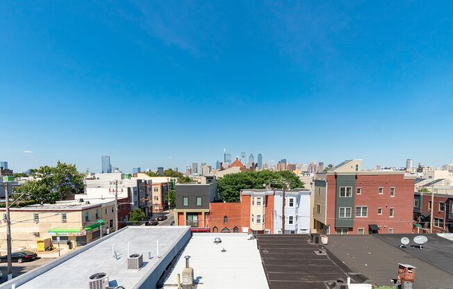 Three Bedroom Point Breeze Townhome w Roof Deck!