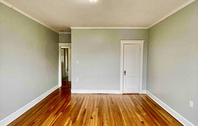 1637 Commonwealth Ave