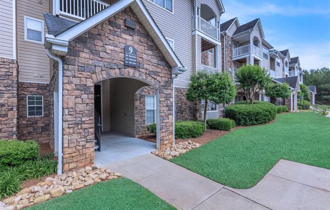 Walden_Crossing_Exterior_4_Canton_GA