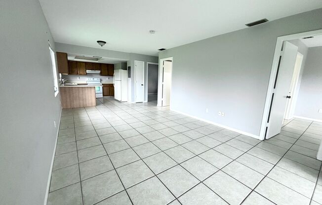 1103/1107 SE 46TH LN