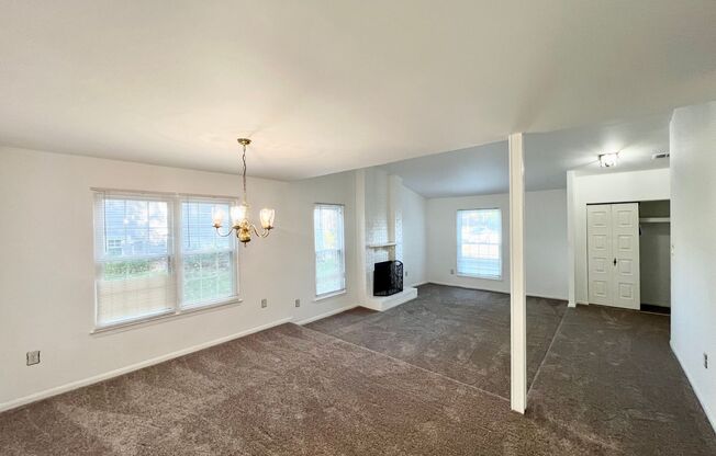 Fantastic 3 Bed 2 Bath Home Sitting On A Spacious Lot In Beautiful Kingston Chase