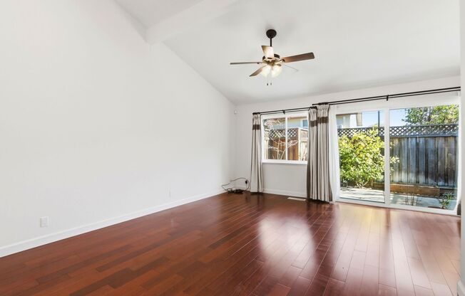 1348 Merrivale West Square