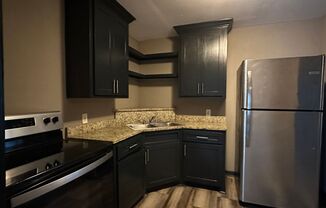 2 beds, 1 bath, $1,200, Unit UNIT 3