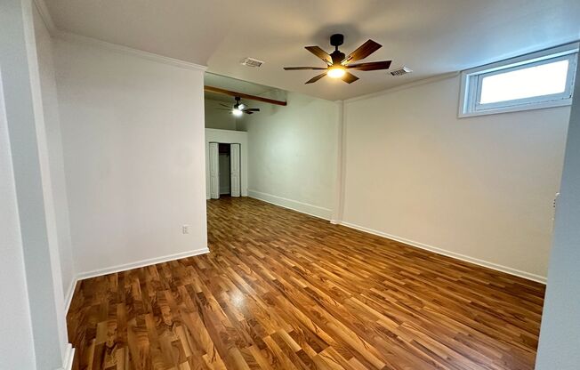 Studio, 1 bath, $875, Unit 105 - Apt #3