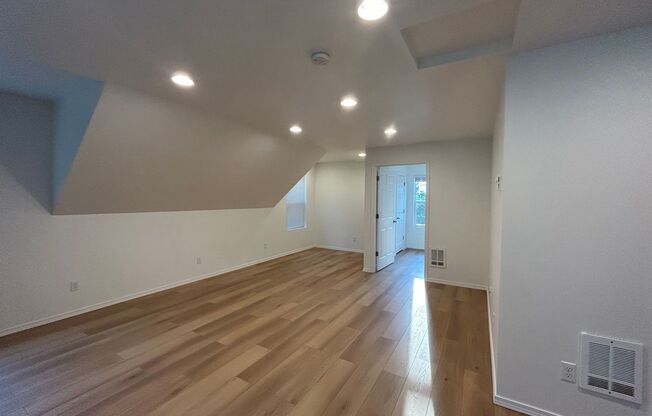 1 bed, 1 bath, $1,950