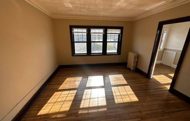 Studio, 1 bath, 455 sqft, $949, Unit 108