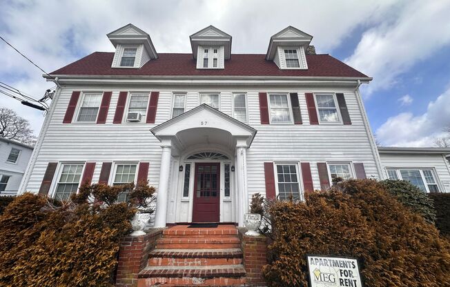 Nice and quiet apartments in New London