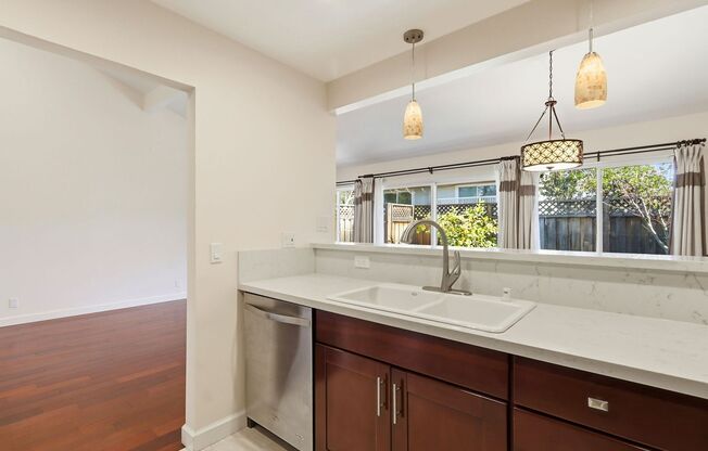 1348 Merrivale West Square