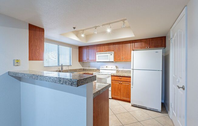 1 bed, 1 bath, $1,600, Unit #337