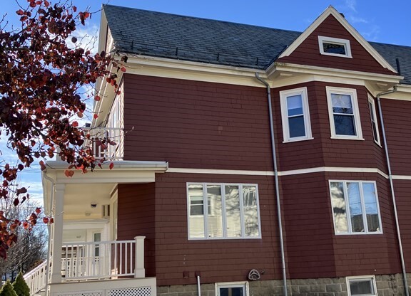 17 STOUGHTON