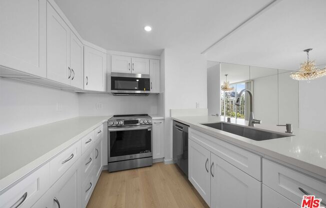 2 beds, 2 baths, 1,080 sqft, $6,300, Unit 808