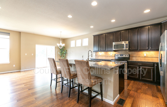 3608 VOYAGER LN