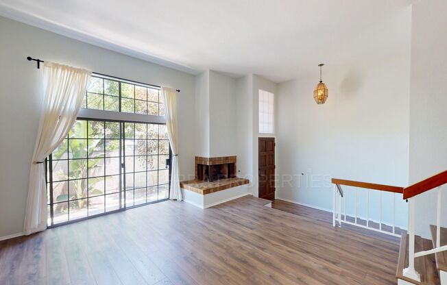 Beautiful 2 Primary Bedroom in Turtle Rock Meadows