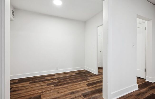 1 bed, 1 bath, 685 sqft, $2,100