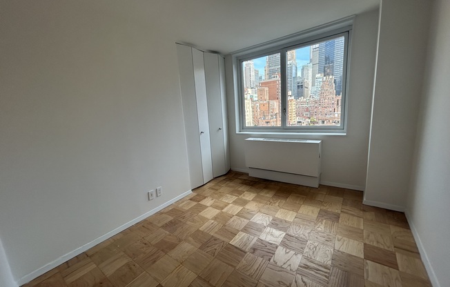 1 bed, 1 bath, $5,395, Unit 12C
