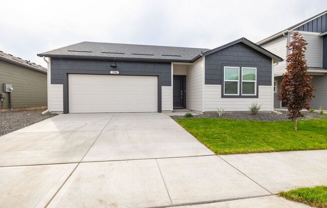 Modern One-Level Rancher South Spokane Valley Community - Elk Meadow Estate