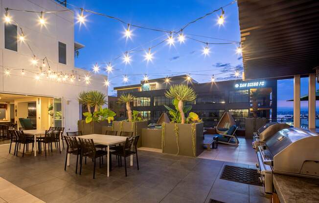 San Diego Little Italy Apartments - Stylish Living in the City