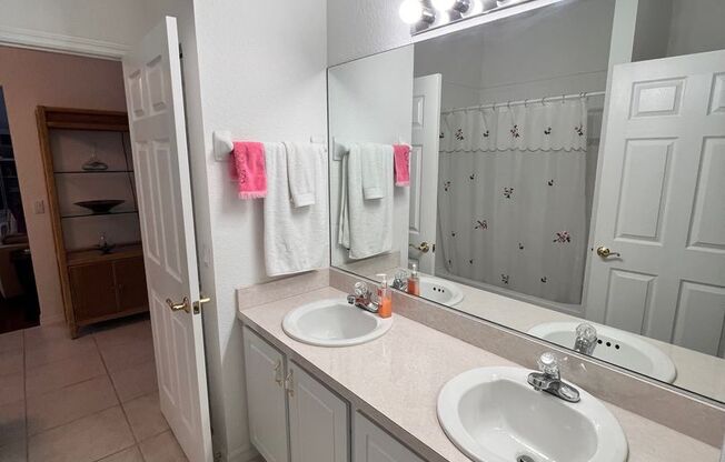 2 beds, 2 baths, $3,800