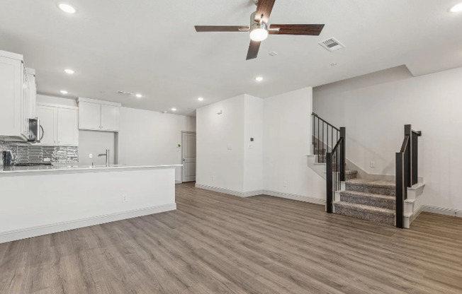 1855 BLUESTEM LN