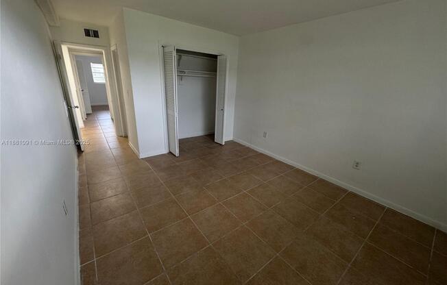 1407 NORTHWEST 103 ST