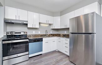 1 bed, 1 bath, 760 sqft, $985, Unit 450-102 - R