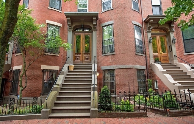 110 Pembroke St 1