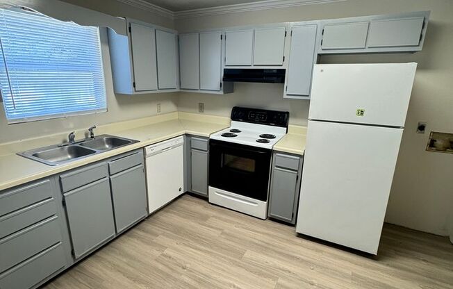 2bd/1ba Apt. close Downtown Salisbury & easy access to I-85