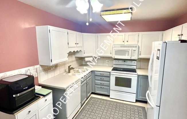 3022 S. Wheeling Way Apt. #203
