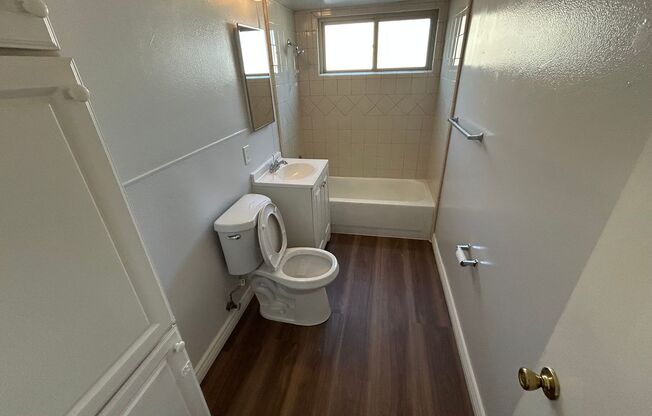Studio, 1 bath, 392 sqft, $1,400, Unit 832 #06