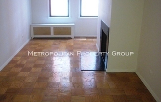 239 West 22nd St