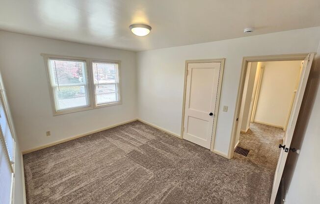 2 beds, 1 bath, $1,795, Unit 8035