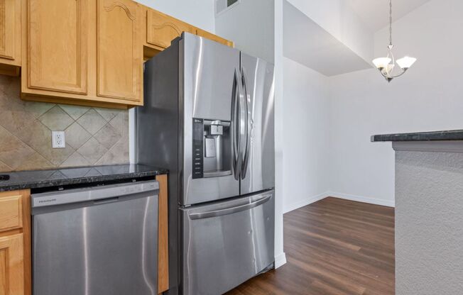 2 beds, 2 baths, $1,795, Unit UNIT 11304