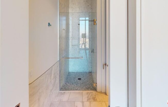 2 beds, 1.8 baths, 1,338 sqft, $5,554, Unit W3306