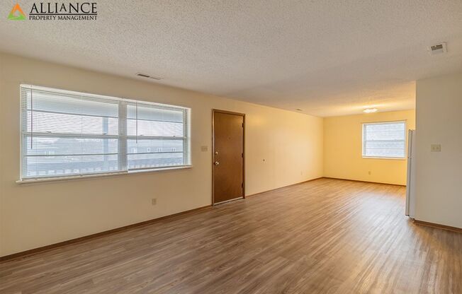 2 beds, 1.5 baths, 1,050 sqft, $850