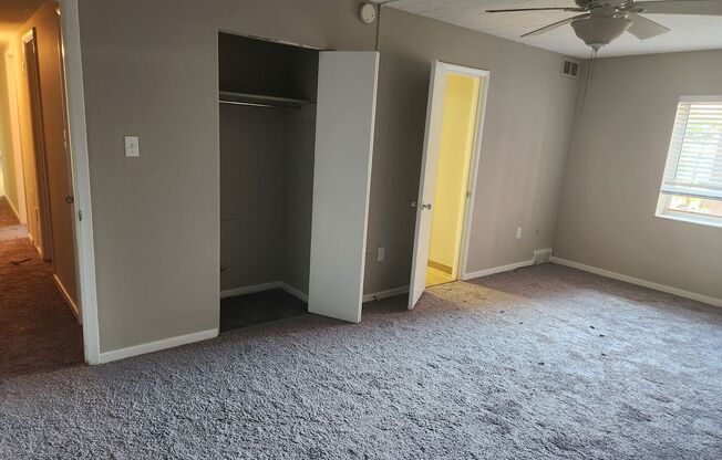 2 beds, 2 baths, 1,220 sqft, $1,505, Unit WG1-614